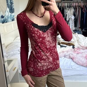 BKE Boutique Red floral y2k grunge long sleeve top with black lace detailing